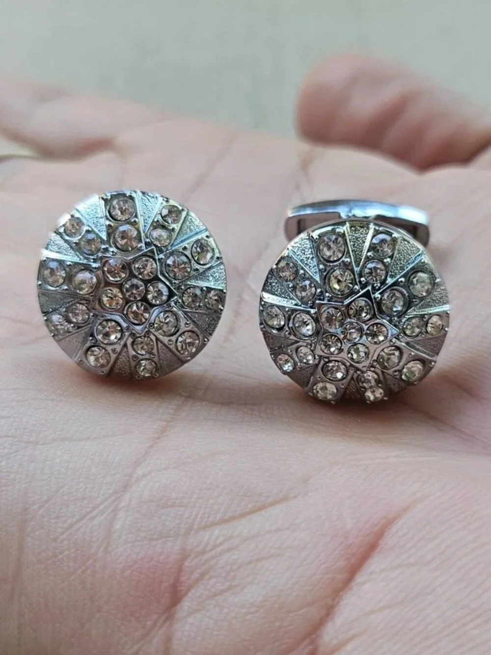 Crystals Accent Cufflinks Men Jewelry Fashion Silver Tone Stud Round Cuff Links
